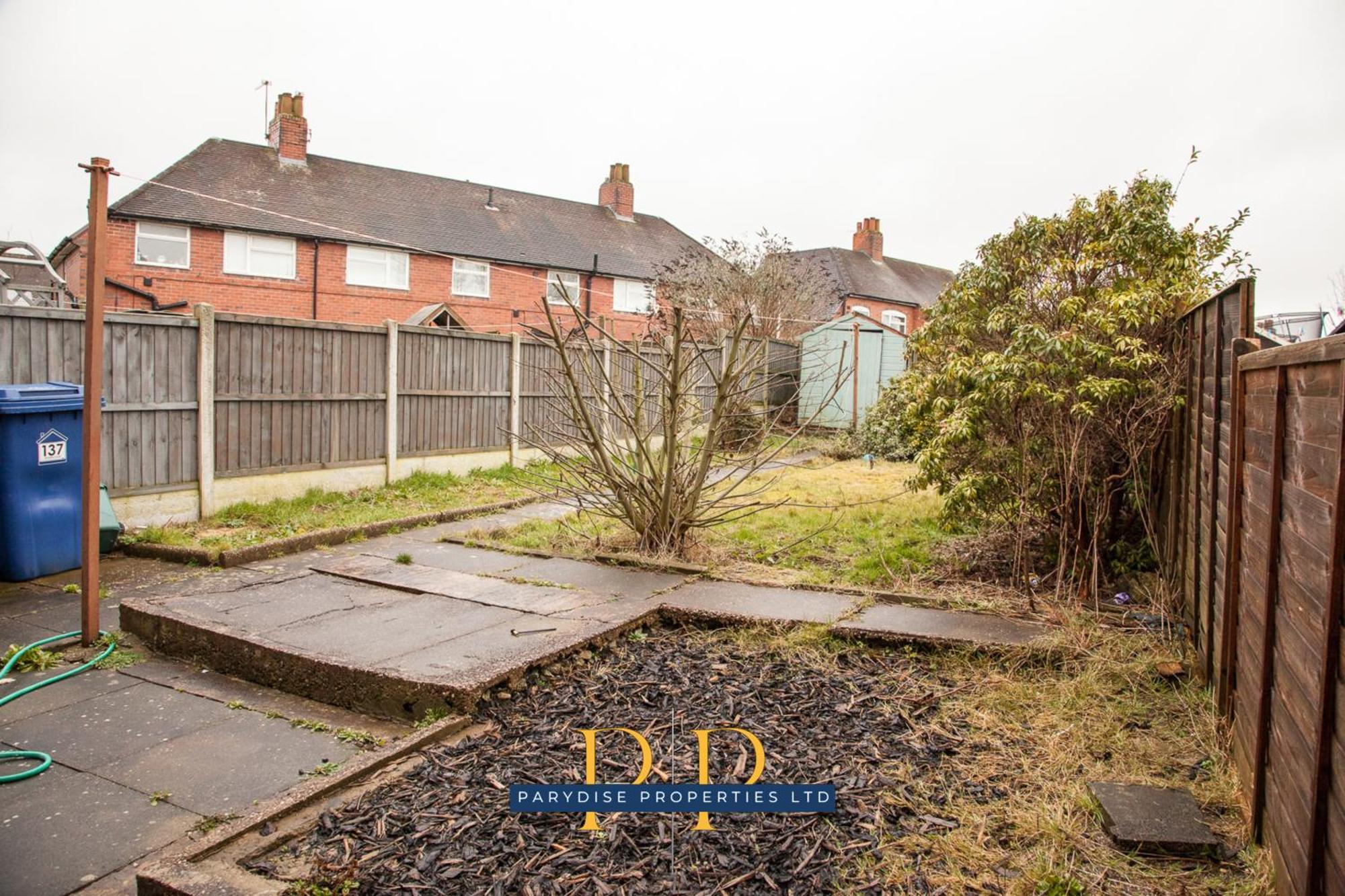 The Knutton House - Spacious Comfort By Parydise Properties - Leisure & Business Stays - Sleeps 7 Newcastle-under-Lyme Bagian luar foto